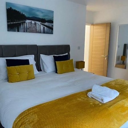 Marie'S Serviced Apartments- 2 Bedroom City Stay Bedford Kültér fotó